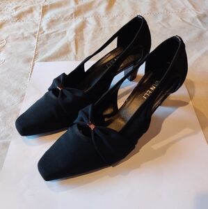 Black VANEli Heels Size 8.5w